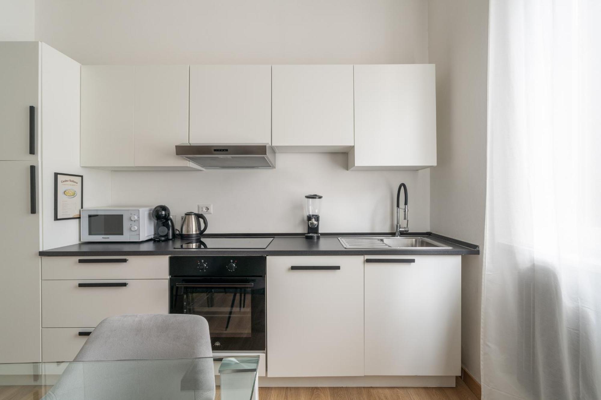 Apartment In Duomo - Piatti